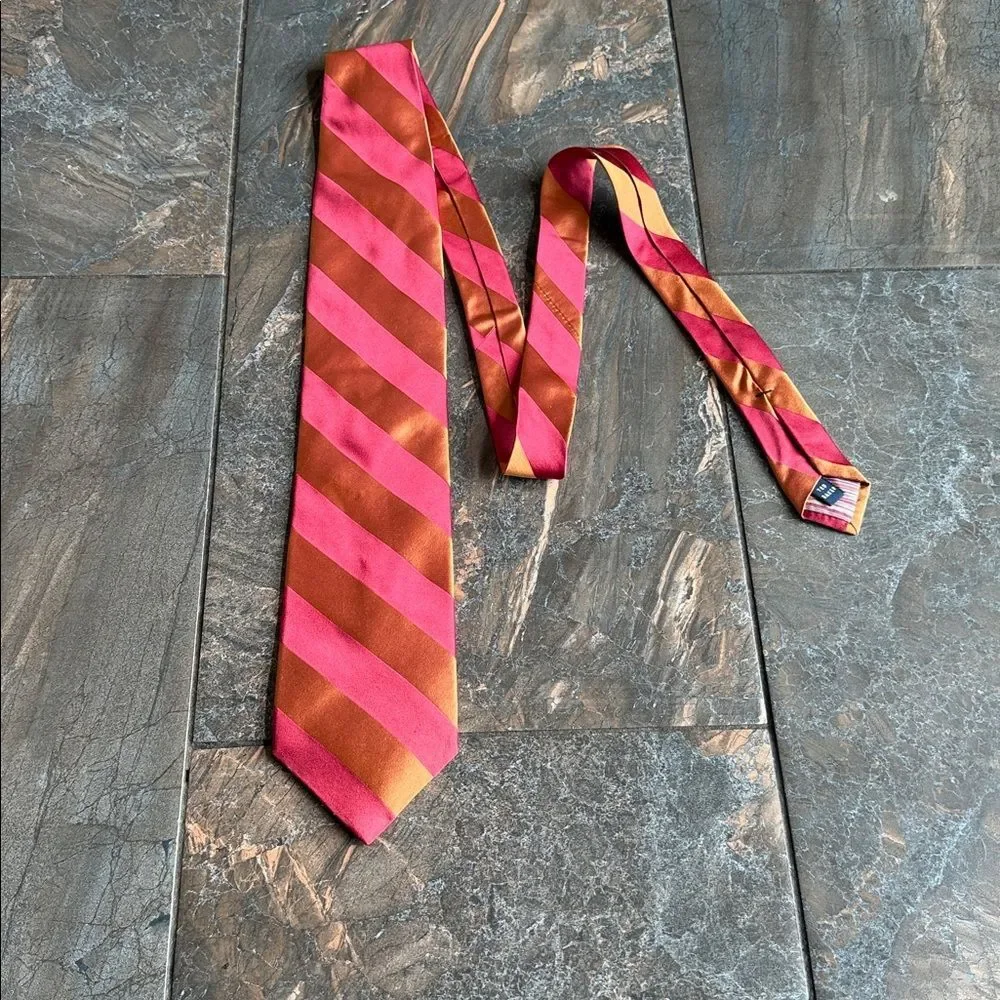 TED BAKER LONDON BURNT ORANGE/RED STRIPED DESIGNER TIE  - 100% IMPORTED SILK
